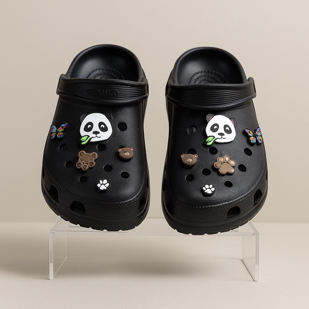 Croc Mega Crush Clogs With Panda Themed Jibbez Charms NWOB Size 6W, 4M
